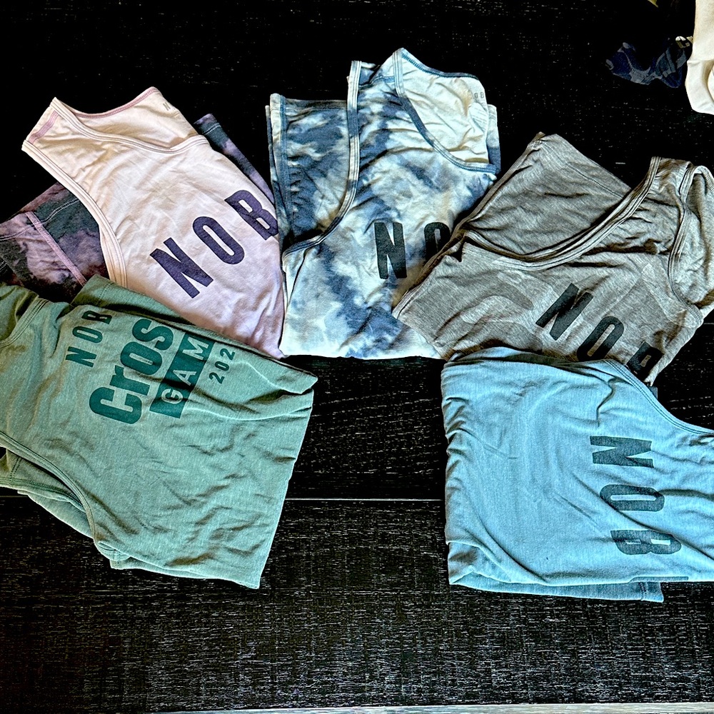 Men’s NOBULL Tanks - Various Color Waves / all size Large